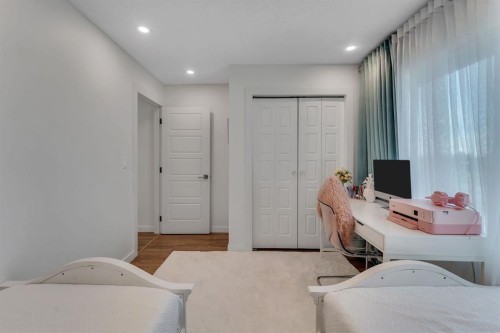 316 Templeton Circle Ne, Calgary, AB - Indoor