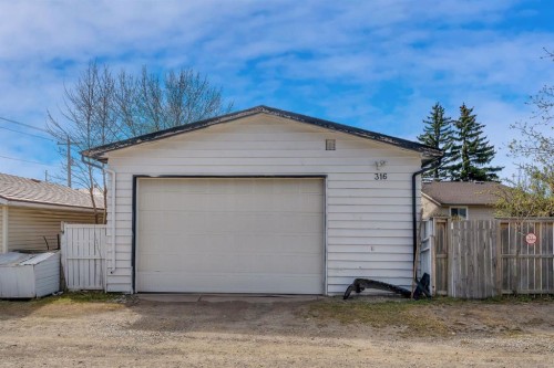 316 Templeton Circle Ne, Calgary, AB - Outdoor With Exterior