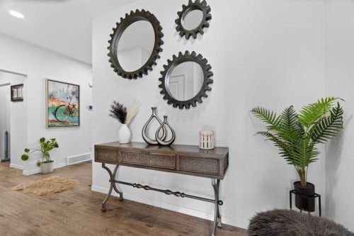 36 Royston Rise Nw, Calgary, AB - Indoor Photo Showing Other Room