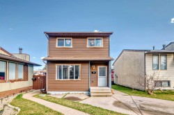 148 Pinemill Mews NE Calgary, AB T1Y 4R6