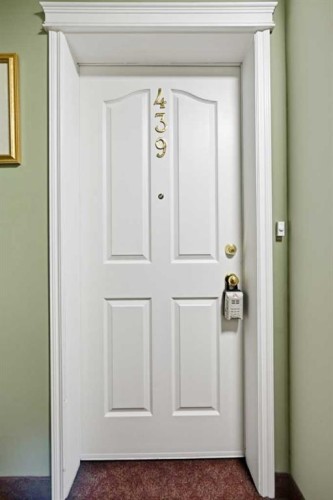 439-165 Manora Place Ne, Calgary, AB -  Photo Showing Other Room