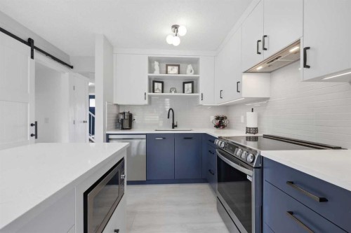 160 Silvergrove Hill Nw, Calgary, AB - Indoor Photo Showing Kitchen With Stainless Steel Kitchen With Upgraded Kitchen