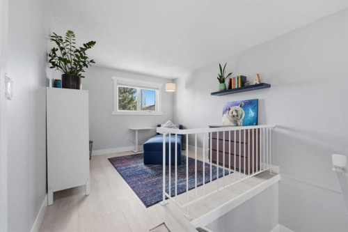 160 Silvergrove Hill Nw, Calgary, AB - Indoor Photo Showing Other Room