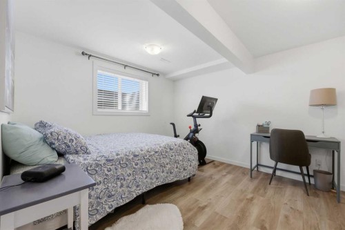 160 Silvergrove Hill Nw, Calgary, AB - Indoor Photo Showing Bedroom