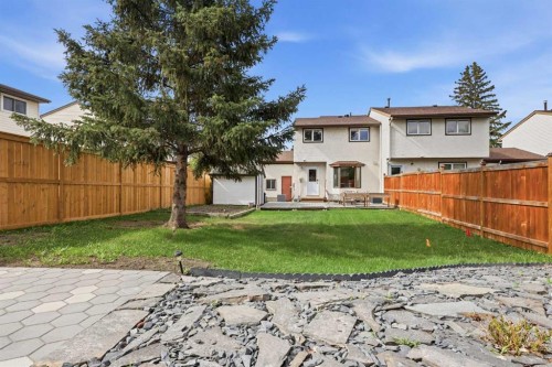 160 Silvergrove Hill Nw, Calgary, AB - Outdoor