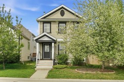 29 Copperfield Heath SE Calgary, AB T2Z 4V2