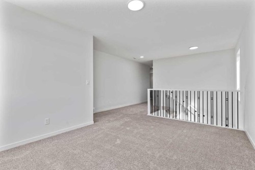 131 Corner Glen Grove Ne, Calgary, AB - Indoor Photo Showing Other Room