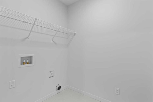 131 Corner Glen Grove Ne, Calgary, AB - Indoor With Storage