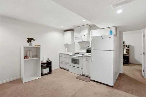 31 Skyview Ranch Lane Ne, Calgary, AB - Indoor Photo Showing Kitchen
