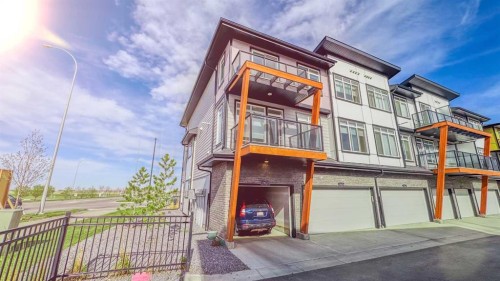 19637 48 Street Se, Calgary, AB - Outdoor