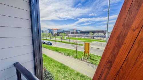 19637 48 Street Se, Calgary, AB - Outdoor