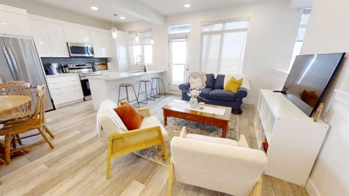 19637 48 Street Se, Calgary, AB - Indoor