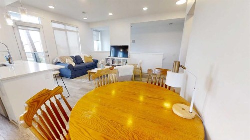 19637 48 Street Se, Calgary, AB - Indoor Photo Showing Dining Room