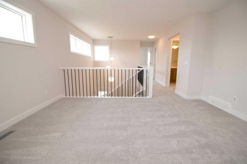 155 Sundown Crescent, Cochrane, AB 