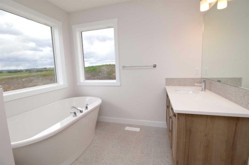 155 Sundown Crescent, Cochrane, AB 