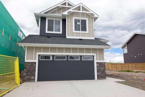155 Sundown Crescent  Cochrane, AB T4C 1Y3