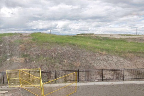 155 Sundown Crescent, Cochrane, AB 