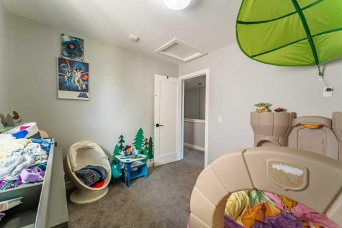110 Hillcrest Close Sw, Airdrie, AB - Indoor