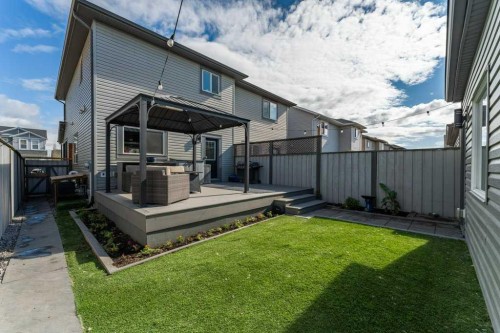 110 Hillcrest Close Sw, Airdrie, AB - Outdoor With Deck Patio Veranda With Exterior