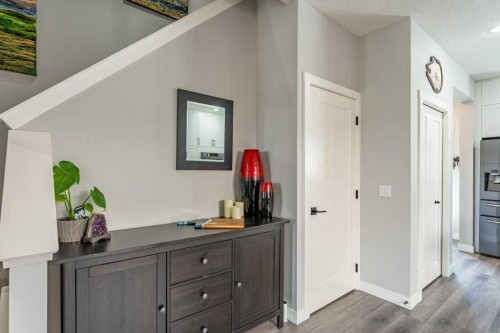 110 Hillcrest Close Sw, Airdrie, AB - Indoor Photo Showing Other Room