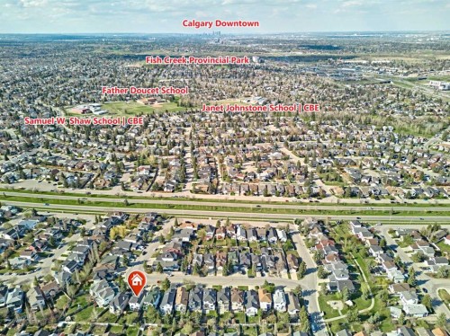 132 Somercrest Close Sw, Calgary, AB - Outdoor With View