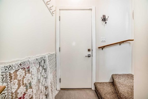 551 Evanston Link Nw, Calgary, AB - Indoor Photo Showing Other Room