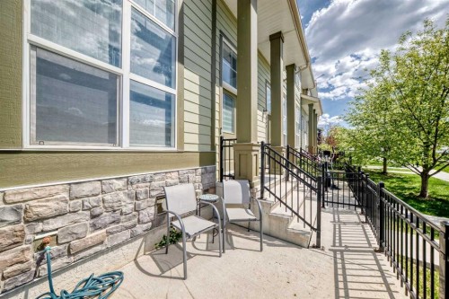 551 Evanston Link Nw, Calgary, AB - Outdoor