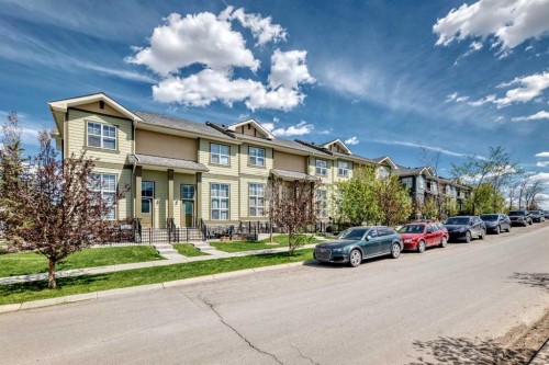 551 Evanston Link Nw, Calgary, AB - Outdoor With Facade