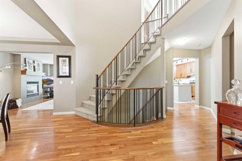 39 Evercreek Bluffs Road Sw, Calgary, AB - Indoor Photo Showing Other Room