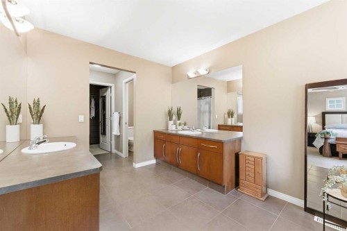 39 Evercreek Bluffs Road Sw, Calgary, AB - Indoor Photo Showing Bathroom