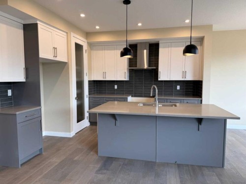 147 Sundown Crescent, Cochrane, AB 