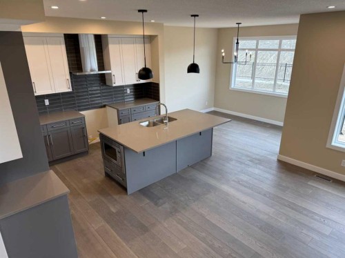 147 Sundown Crescent, Cochrane, AB 