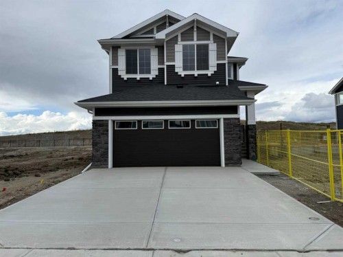 147 Sundown Crescent, Cochrane, AB 
