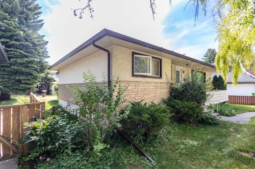 2812 24 Street Nw, Calgary, AB - Outdoor
