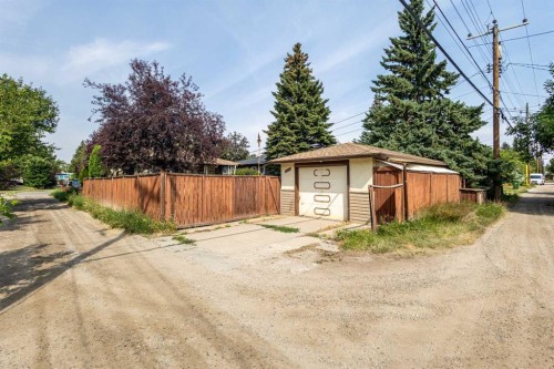 2812 24 Street Nw, Calgary, AB - Outdoor
