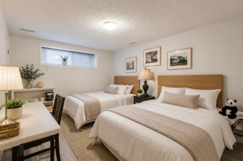 2816 24 Street Nw, Calgary, AB - Indoor Photo Showing Bedroom