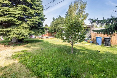 2816 24 Street Nw, Calgary, AB - Outdoor