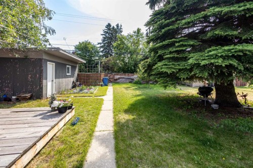 2816 24 Street Nw, Calgary, AB - Outdoor