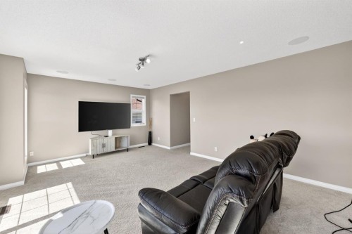 71 Walden Manor Se, Calgary, AB - Indoor