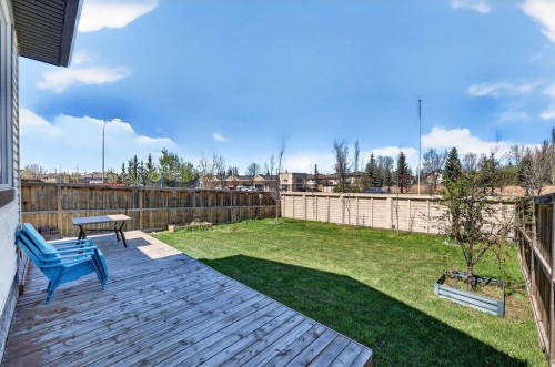 71 Walden Manor Se, Calgary, AB - Outdoor