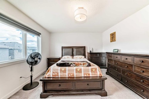 65 Saddlestone Green Ne, Calgary, AB - Indoor Photo Showing Bedroom