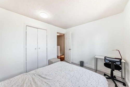 279 Falton Drive Ne, Calgary, AB - Indoor Photo Showing Bedroom
