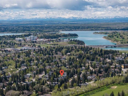 1207 Baldwin Crescent Sw, Calgary, AB - Outdoor With View