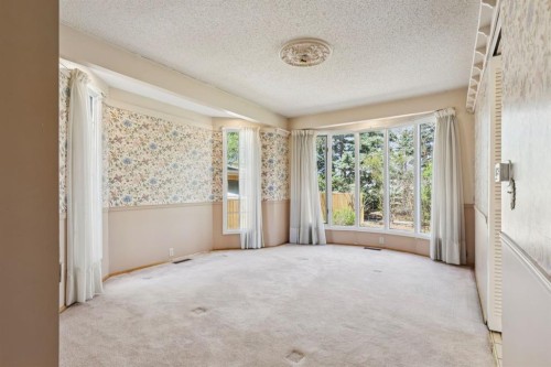 40 Varston Place Nw, Calgary, AB -  Photo Showing Other Room