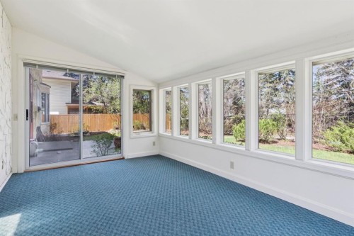40 Varston Place Nw, Calgary, AB - Indoor Photo Showing Other Room