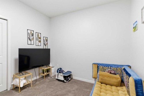 3417-33 Carringham Gate Nw, Calgary, AB - Indoor