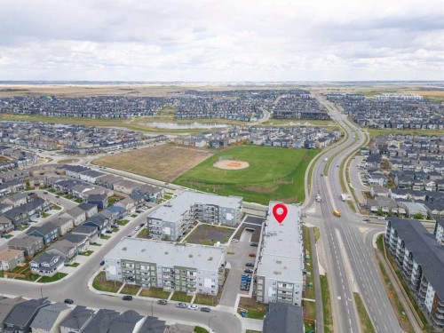 3417-33 Carringham Gate Nw, Calgary, AB - Outdoor With View