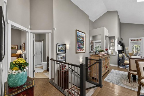 43 Cortina Villas Sw, Calgary, AB - Indoor Photo Showing Other Room