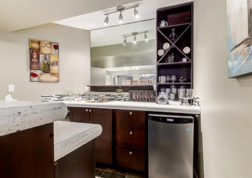 124 Copperfield Green Se, Calgary, AB - Indoor Photo Showing Other Room