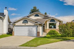 34 Shawfield Place SW Calgary, AB T2Y 1Y7